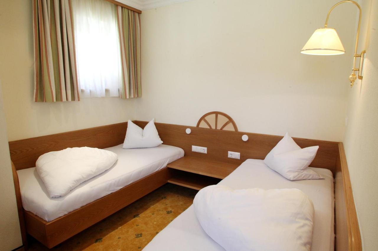 Hotel Neuwirt Ramsau am Dachstein Habitación foto