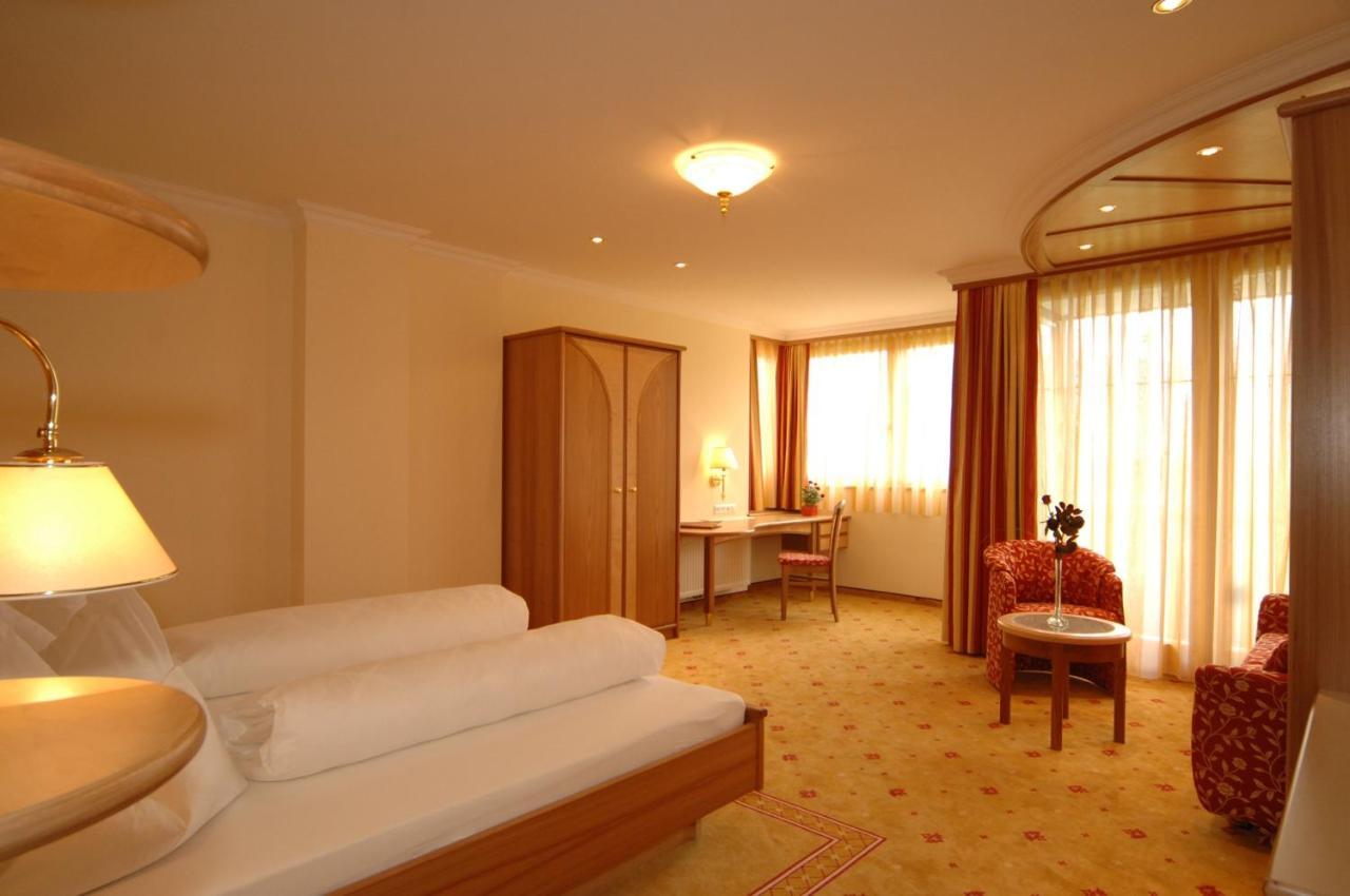 Hotel Neuwirt Ramsau am Dachstein Habitación foto